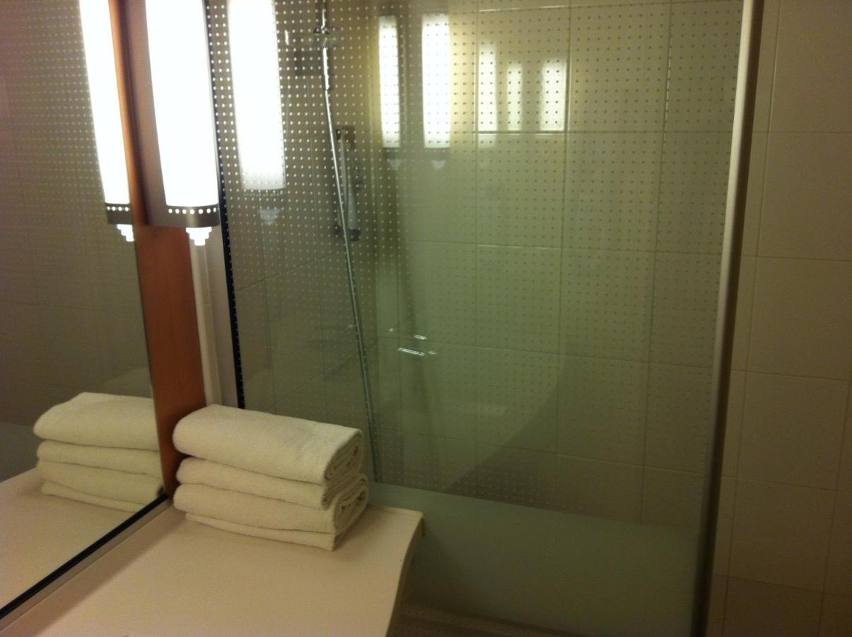 Ibis Grenoble Centre Bastille Quarto foto